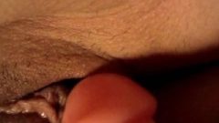 Banging Her Pussy With A Vibrator – Closeup