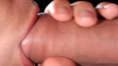 I Give A Close Up Blow Job To My Boyfriend And He Jizz In My Mouth