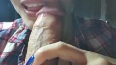 Sticky Close Up Blow Job From 19 Years Young Jizz In Mouth