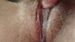 Upclose Clitoris Orgasm Playing With Hairy Fanny